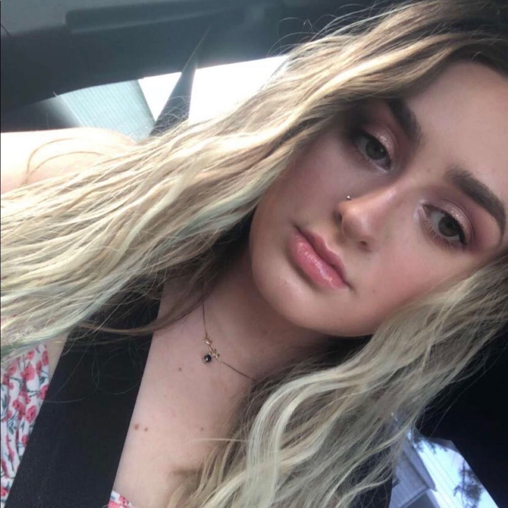 Meet your Posher, Cassidy